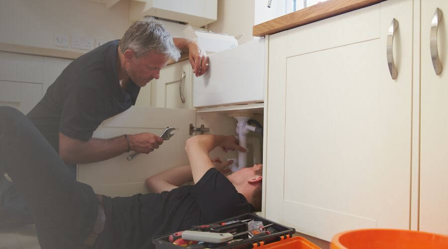 Local expert plumbing services in Redkey, IN